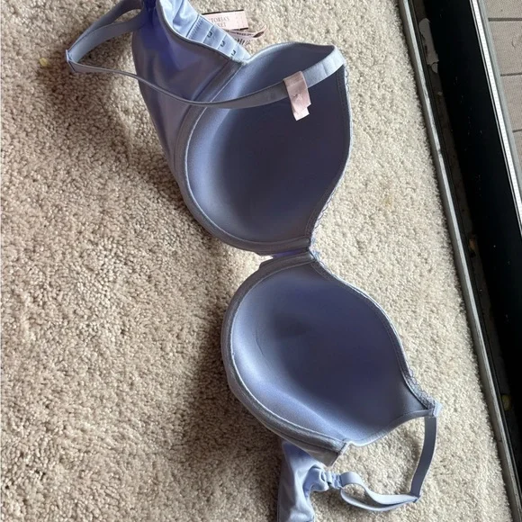 Victoria's Secret Blue T-Shirt Bra Intimates - Picture 4 of 6